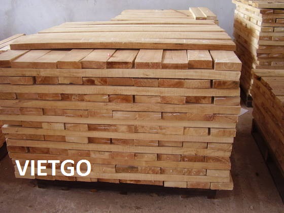 Thương nhân người Trung Quốc đang cần mua 100m3 gỗ cao su xẻ