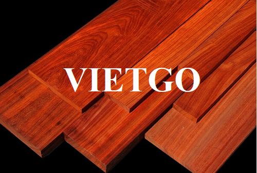 Thương vụ xuất khẩu gỗ hương xẻ đến từ một vị khách hàng người Singapore