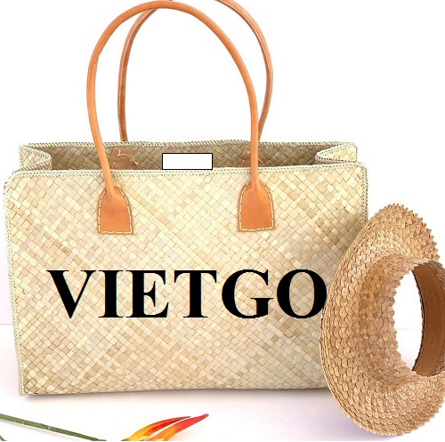A trader from French Polynesia needs to import bamboo and rattan bags