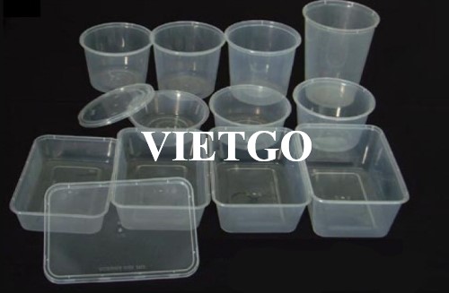 An Omani customer urgently needs a supplier for an import order of plastic boxes