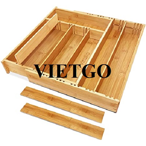 A Malaysian customer needs to find a supplier of bamboo expandable tray