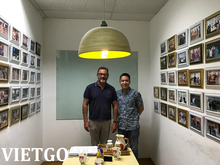 VIETGO vinh dự đón tiếp vị khách nhập khẩu áo polo đến từ Pháp tại văn phòng của mình vào chiều ngày hôm qua, 26/10/2018