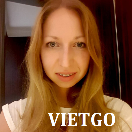 Nữ khách hàng cần nhập khẩu đa dạng các sản phẩm may mặc bằng da, sắp có chuyến công tác tại Việt Nam