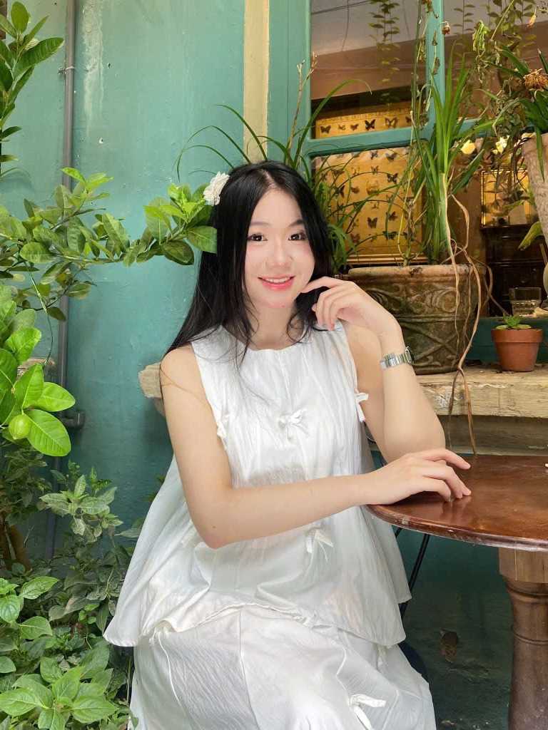 Ms Sophia Pham
