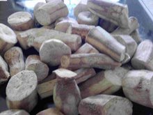 Đơn hàng xuất khẩu sắn lát sang Trung Quốc.
