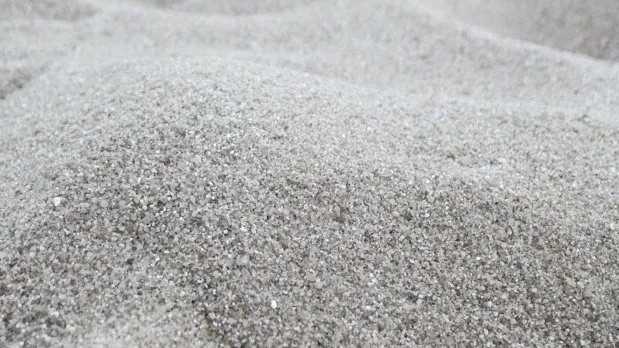 I want to buy silica sand