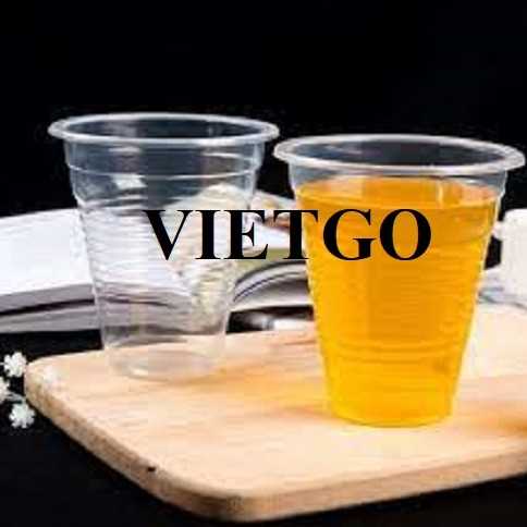 (Gấp)Thương vụ xuất khẩu cốc nhựa đến thị trường Ý