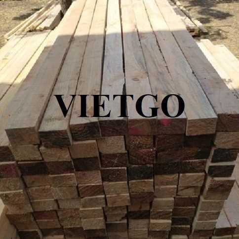 Thương vụ xuất khẩu gỗ thông xẻ đến thị trường UAE