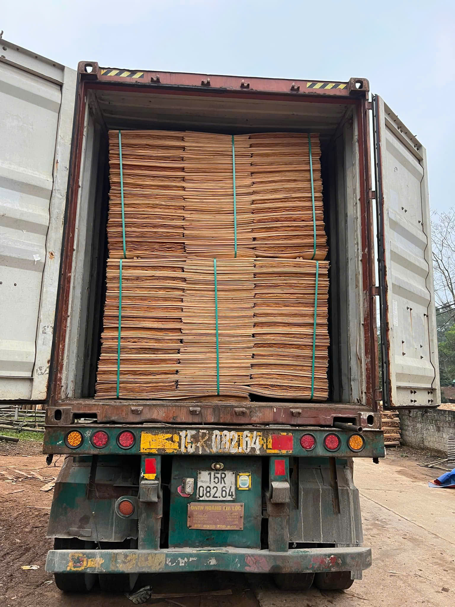 Cần mua ván bóc bạch đàn, keo 