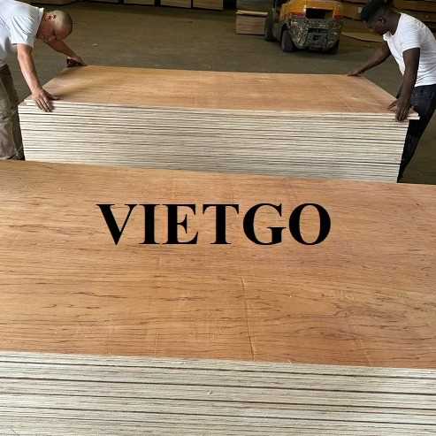 Thương vụ xuất khẩu sản phẩm gỗ dán thương mại đến thị trường UAE