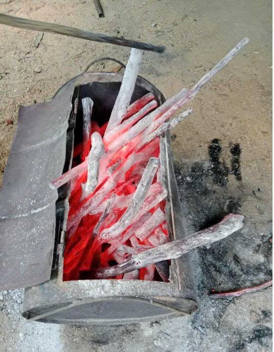 White Coal/BinChoTan