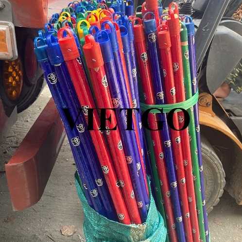Thương vụ xuất khẩu cán chổi gỗ đến thị trường Ấn Độ 