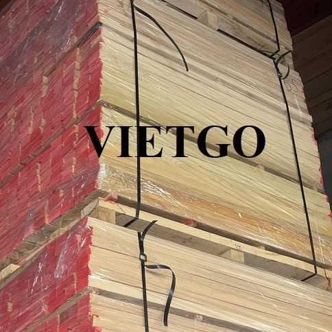 Thương vụ xuất khẩu gỗ tần bì xẻ đến thị trường Ý 