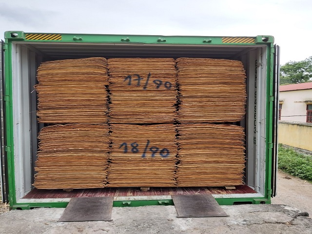 Cần tìm đơn vị vận tải ván bóc nội địa vận chuyển từ Bắc Giang về Bình Dương qua cảng Hải Phòng