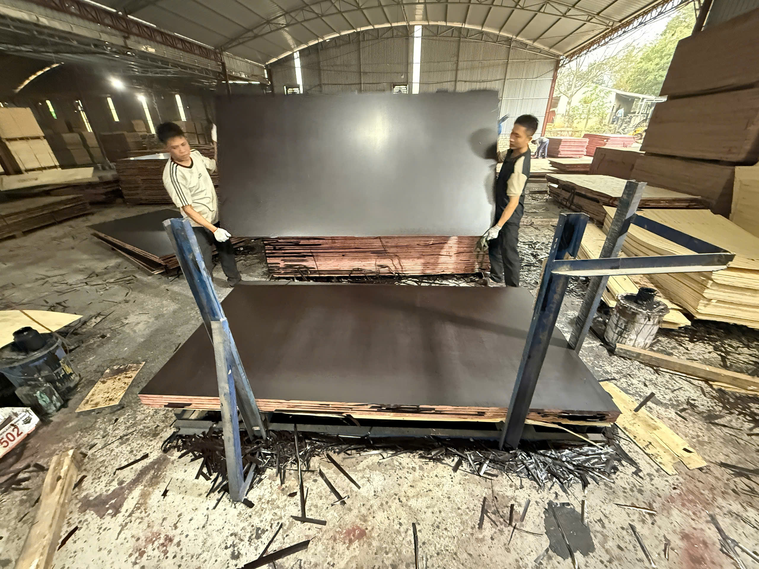 TÌM VẬN TẢI CHUYÊN VÁN ÉP