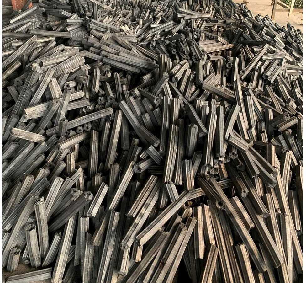 Cần tìm đơn vị vận tải sản phẩm than mùn cưa sang Romania