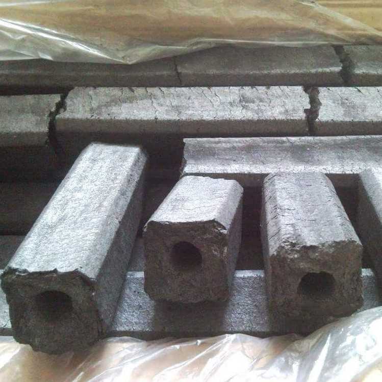 Cần tìm đơn vị vận tải vận chuyển mặt hàng Than mùn cưa đi Romania