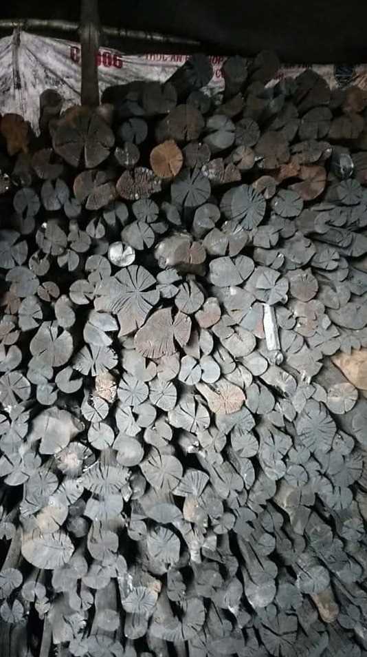 Cần tìm đơn vị vận tải vận chuyển hàng Than đước đi Oman