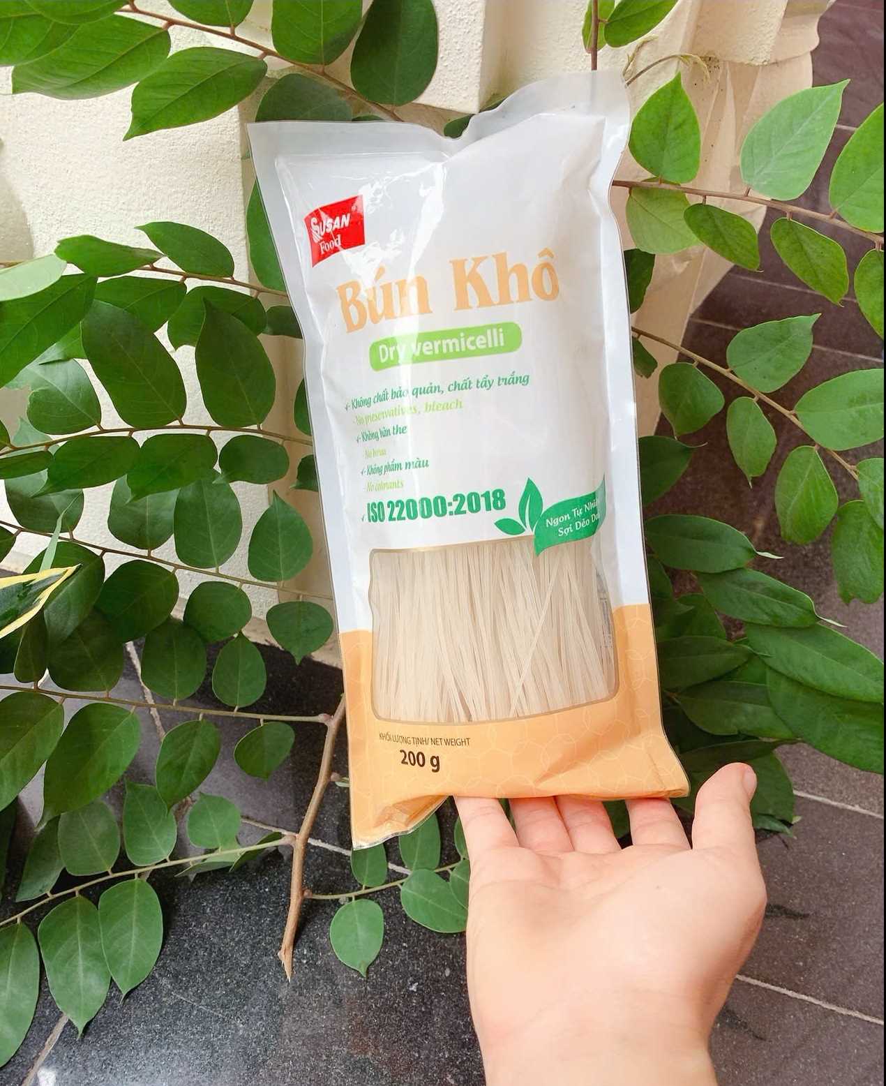 Cần tìm đơn vị vận tải vận chuyển mặt hàng bún khô đi Rotterdam, Hà Lan