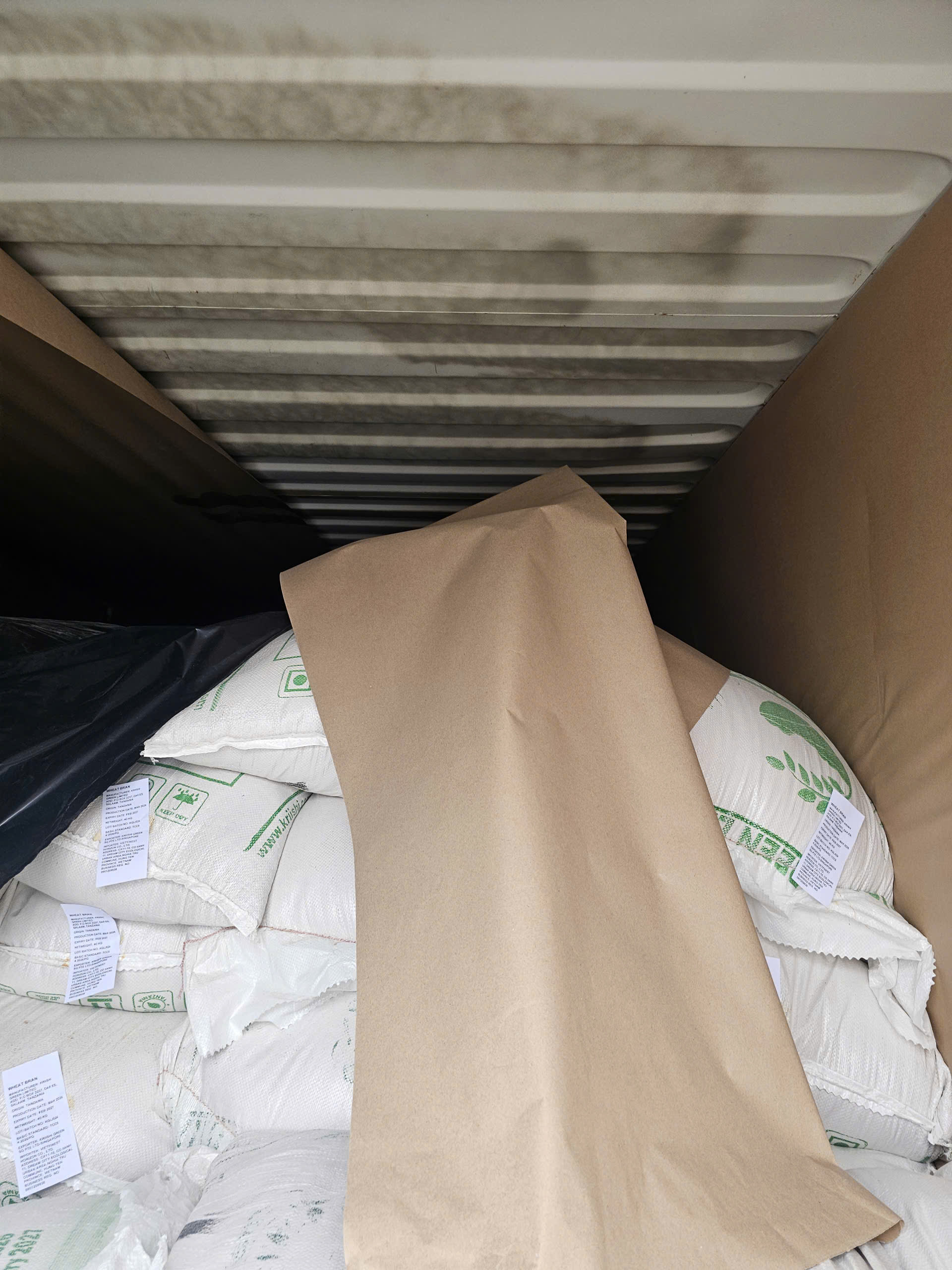 Tìm nhà xe kéo hàng từ cảng VIP Green Port về Hưng Yên, Hà Nam, Hải Dương
