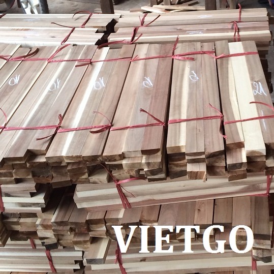 Thương gia từ Singapore có nhu cầu mua 1 container 40ft gỗ keo xẻ