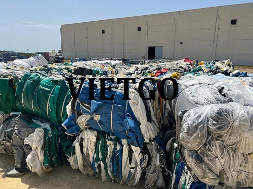 Thương vụ xuất khẩu bạt nhựa PVC sang thị trường Tây Ban Nha