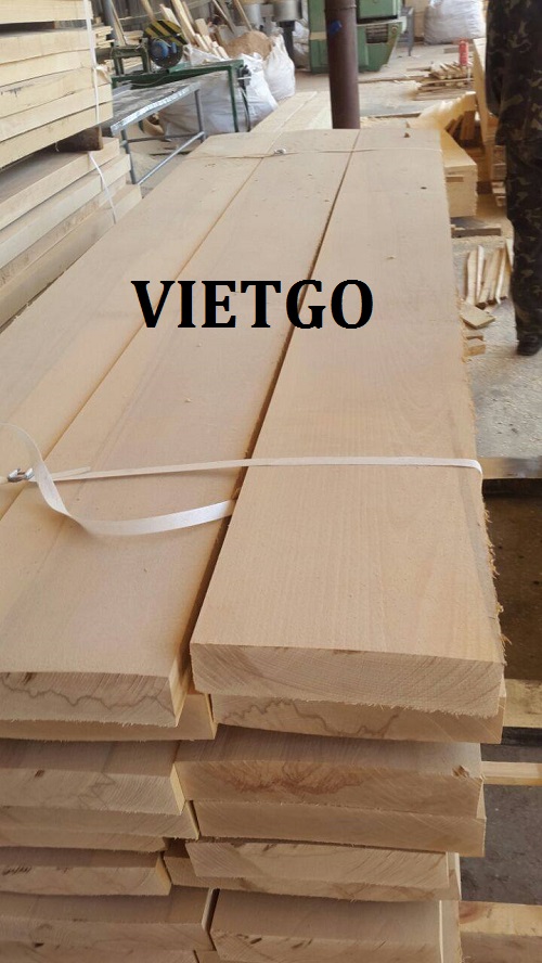 Thương vụ xuất khẩu gỗ dẻ gai xẻ sang thị trường Trung Quốc
