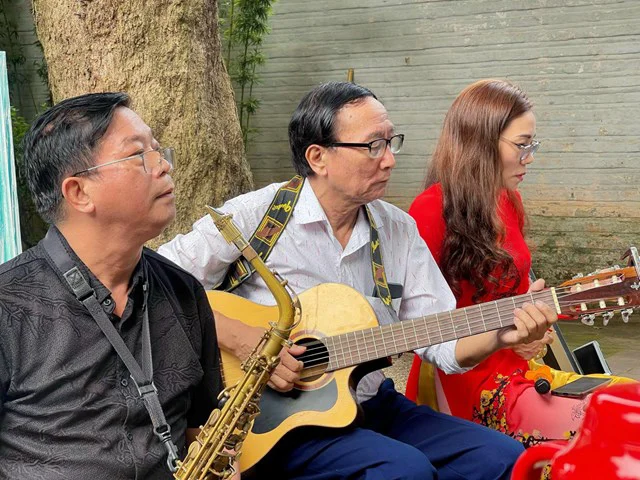 Trải nghiệm Trà ướp sen Hồ Tây - Tinh hoa Trà Việt tại Văn Miếu Quốc Tử Giám